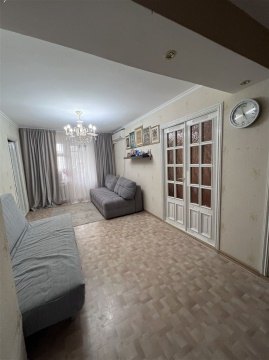 4-к квартира, 4/5 эт., 80м²