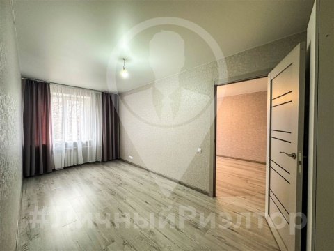 3-к квартира, 4/5 эт., 61м²