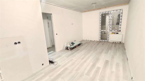 2-к квартира, 3/25 эт., 56м²