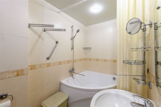 2-к квартира, 10/15 эт., 50м²