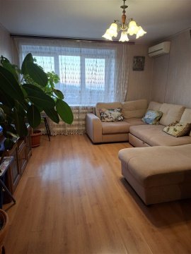 3-к квартира, 9/9 эт., 61м²